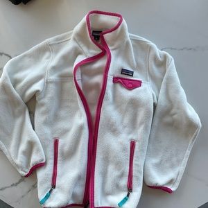 Patagonia girls zipper fleece, white w/ pink trim, girls size M (10), great cond